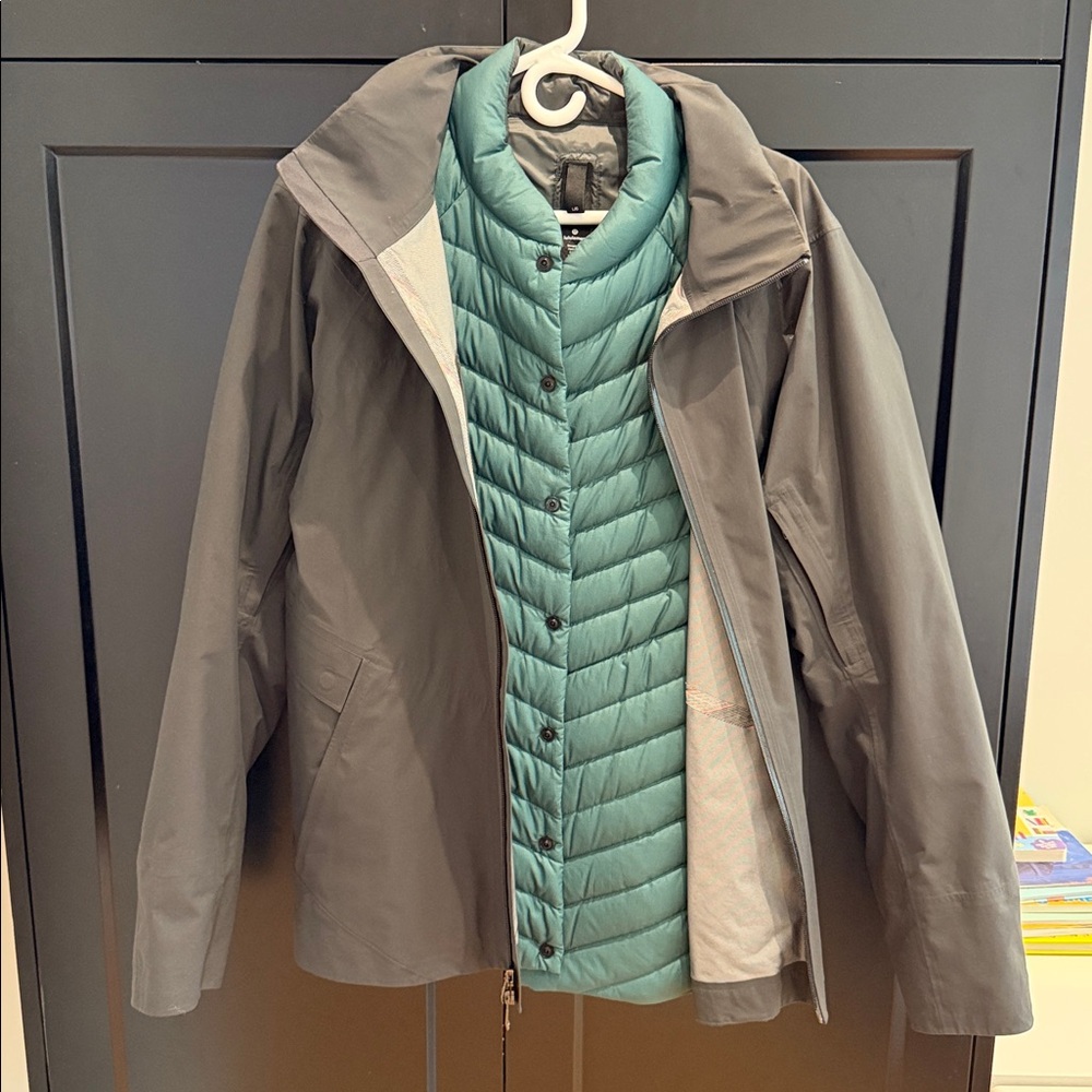 Lululemon Winter jacket. Charcoal shell and removable green puffer jacket.